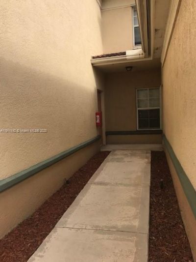 2469 Centergate Dr, Unit 203, Miramar, FL 33025 Photo