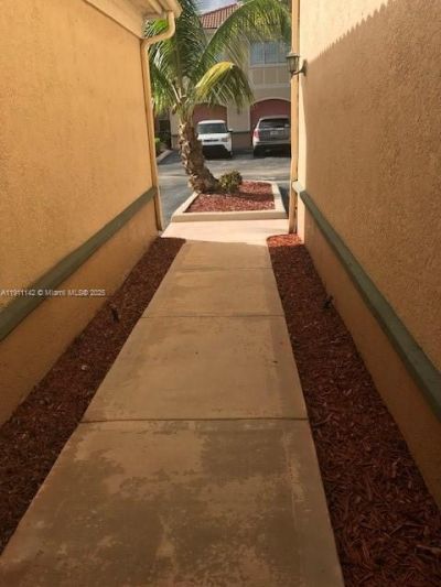 2469 Centergate Dr, Unit 203, Miramar, FL 33025 Photo