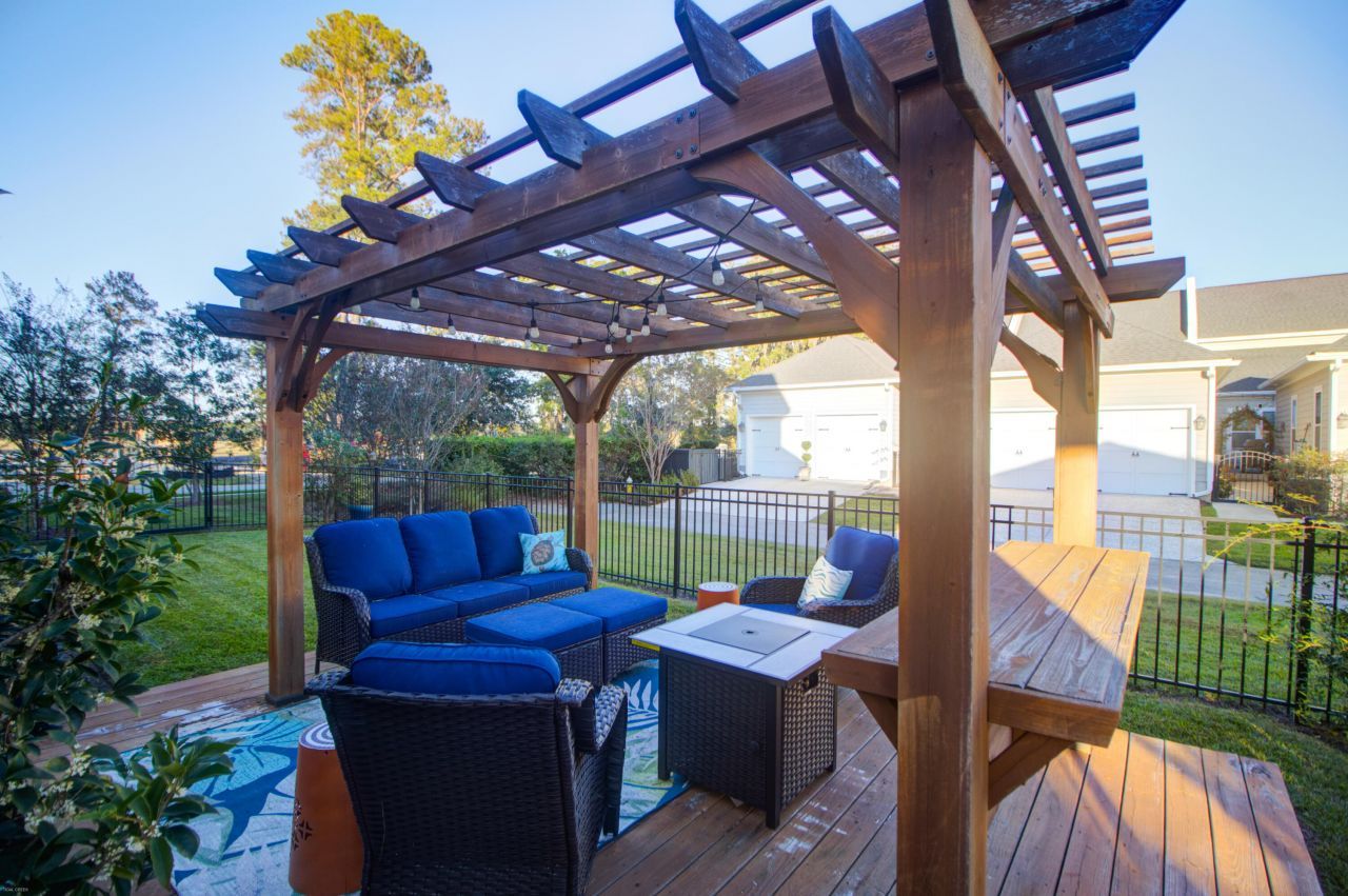 4010 Berberis Lane Photo 45