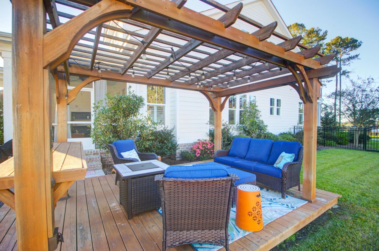 4010 Berberis Lane Photo 47