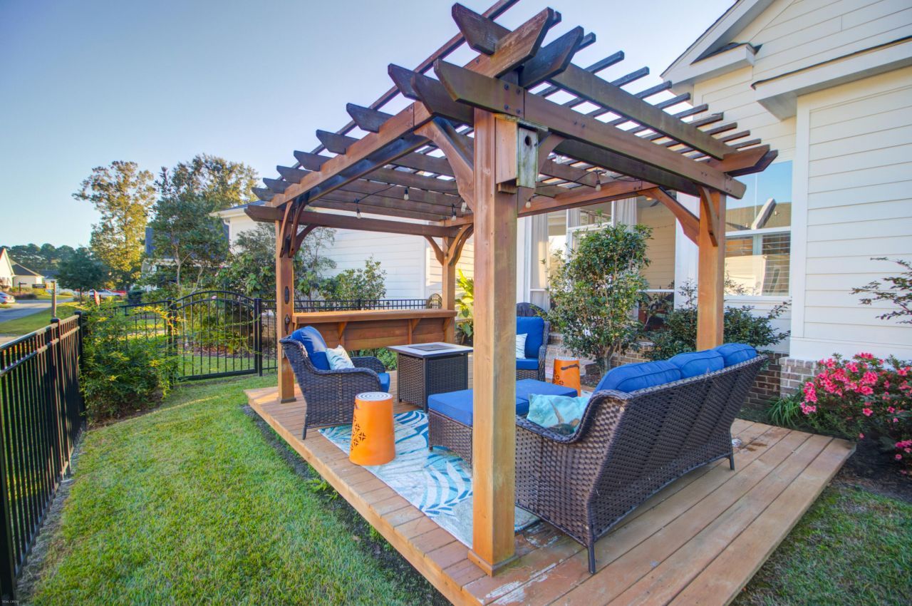 4010 Berberis Lane Photo 48