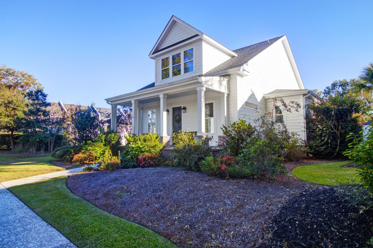 4010 Berberis Lane Photo 5