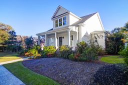 4010 Berberis Lane photo 4