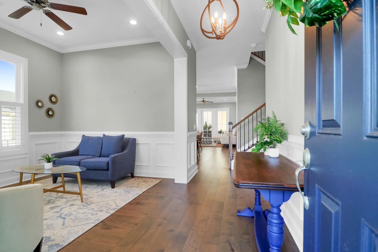 4010 Berberis Lane Photo 8