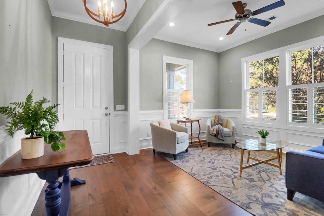 4010 Berberis Lane Photo 9