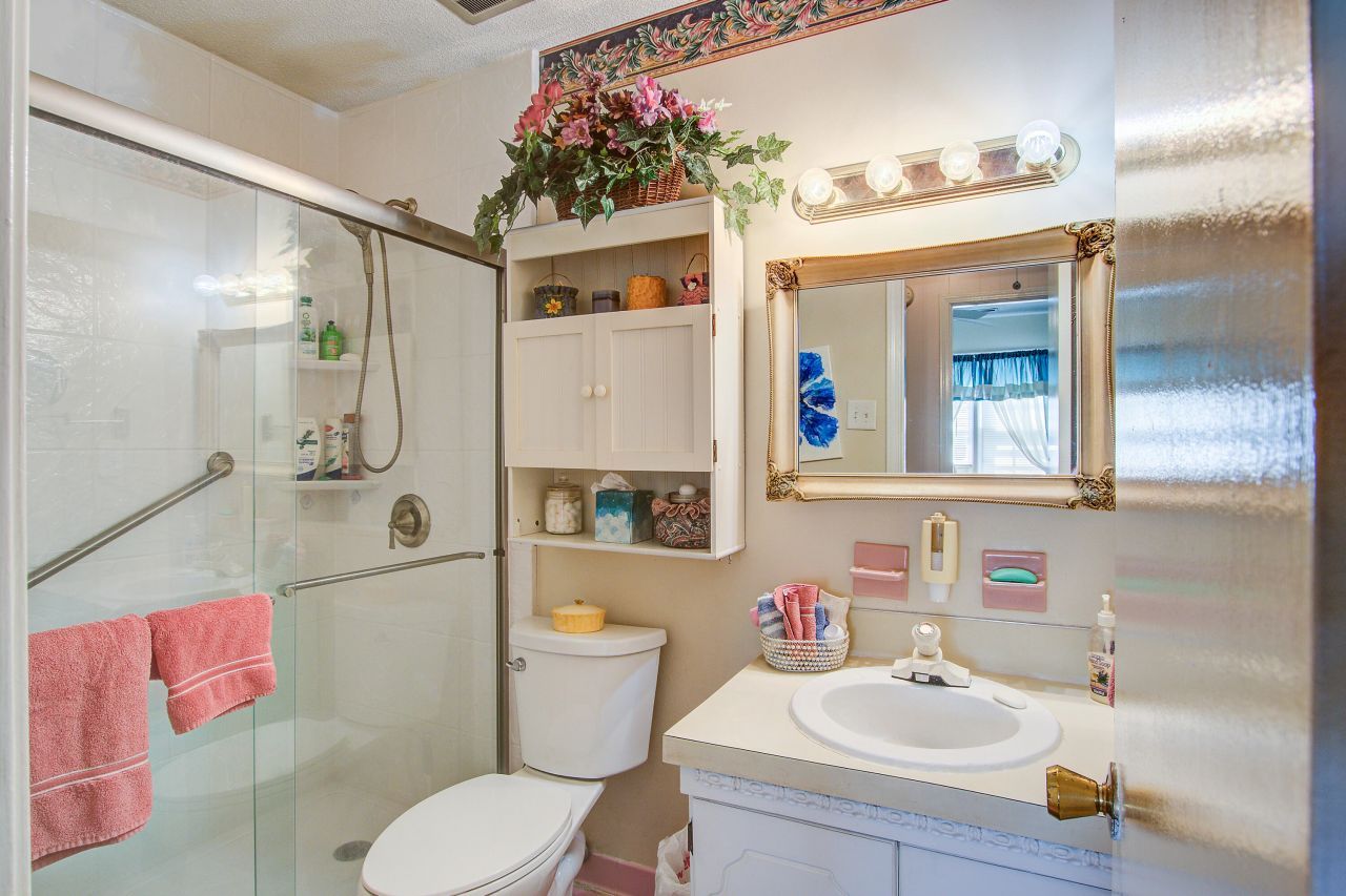 8899 Salamander Road Photo 21