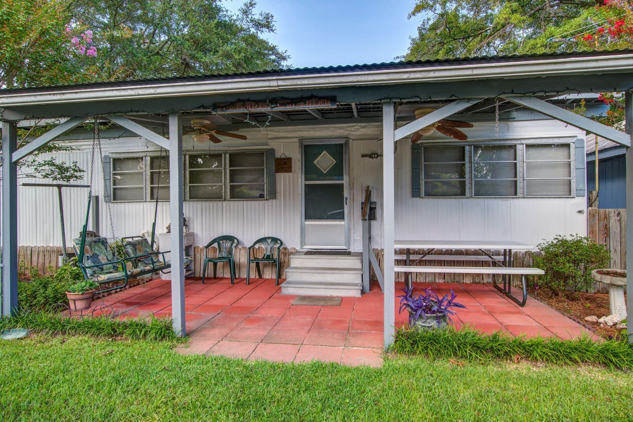 8899 Salamander Road Photo 29