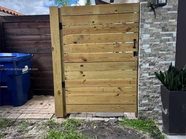 15620 SW 146th Ave, Miami, FL 33177