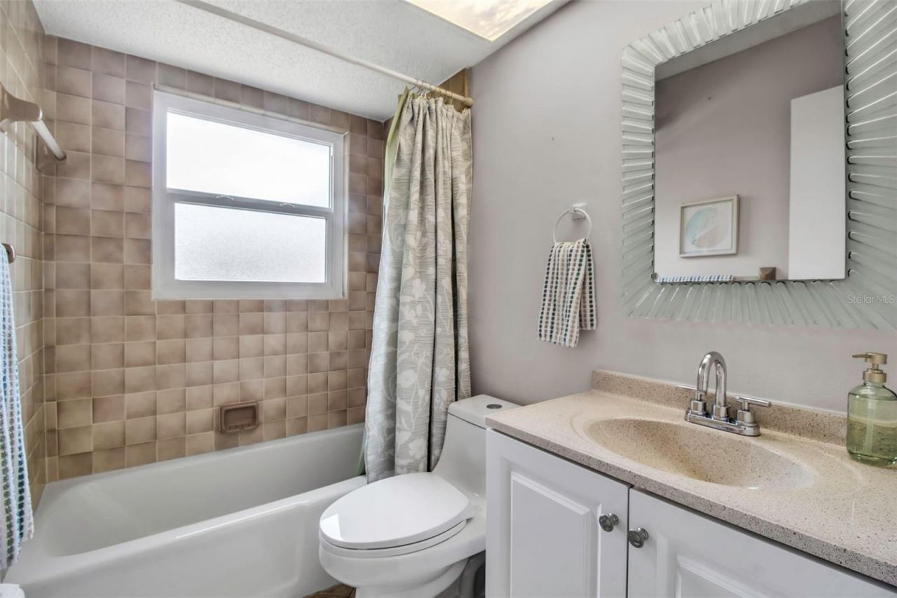 721 N Jefferson Avenue, Unit 721, Sarasota, FL 34237 Photo