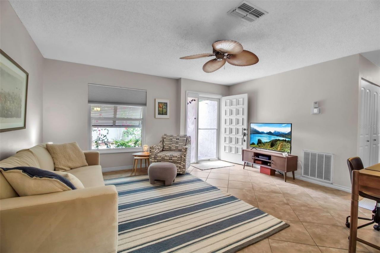 721 N Jefferson Avenue, Unit 721, Sarasota, FL 34237 Photo