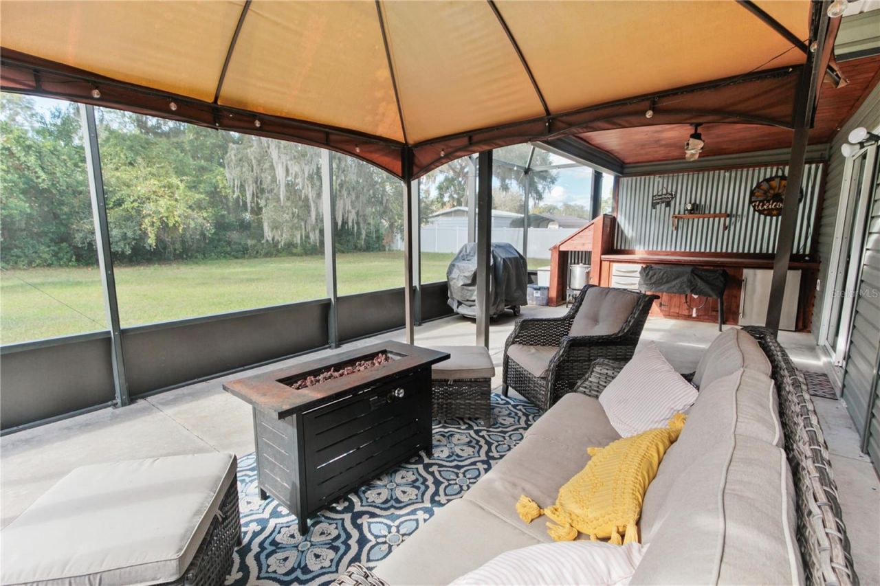 6312 Central Avenue, Coleman, FL 33521 Photo