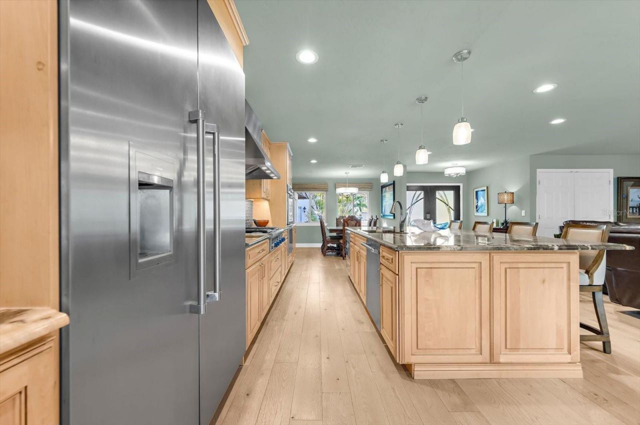 4817 Ocean Boulevard, Sarasota, FL 34242 Photo