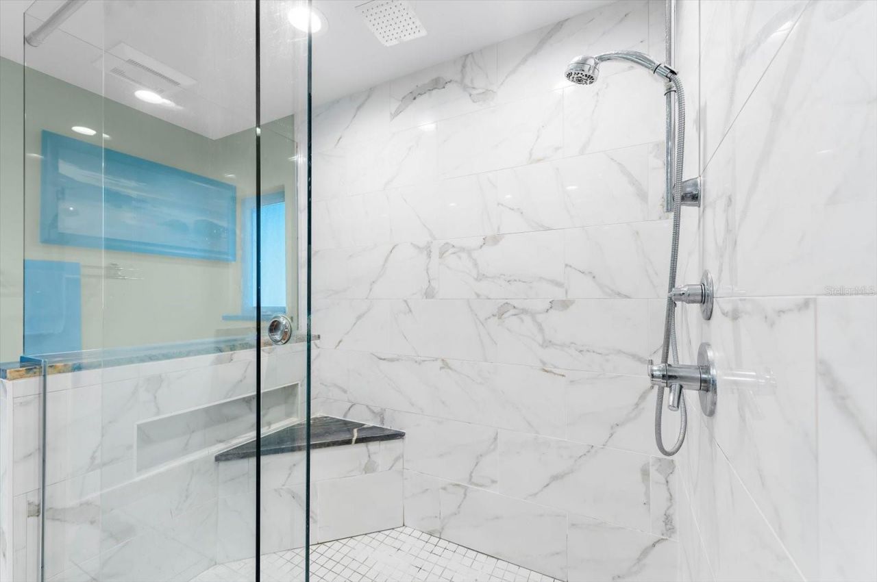 4817 Ocean Boulevard, Sarasota, FL 34242 Photo