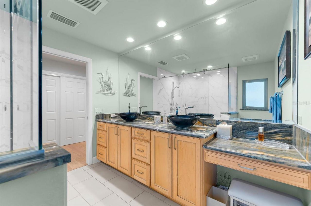 4817 Ocean Boulevard, Sarasota, FL 34242 Photo