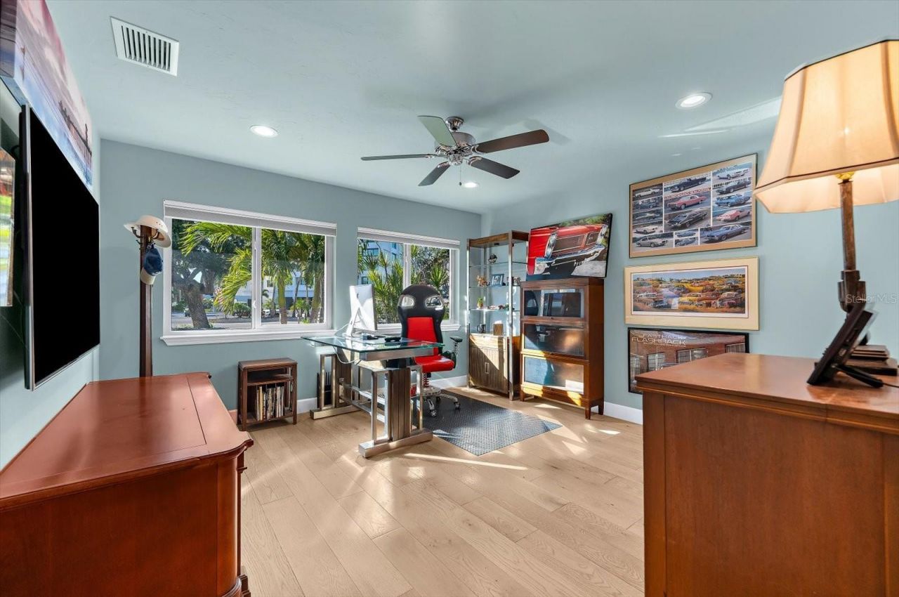 4817 Ocean Boulevard, Sarasota, FL 34242 Photo