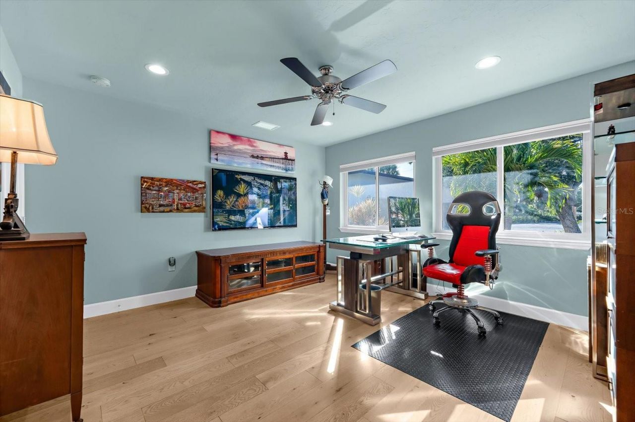 4817 Ocean Boulevard, Sarasota, FL 34242 Photo