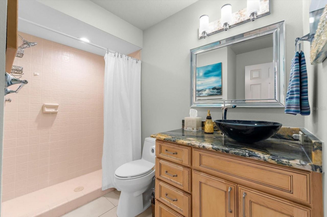 4817 Ocean Boulevard, Sarasota, FL 34242 Photo