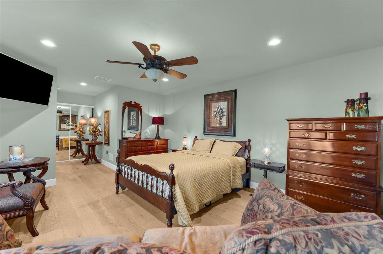 4817 Ocean Boulevard, Sarasota, FL 34242 Photo