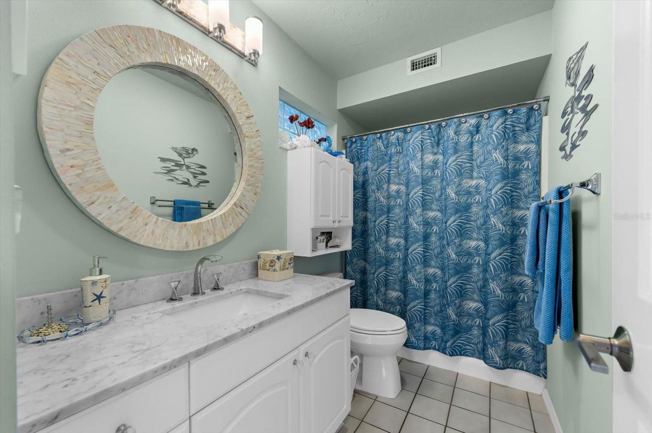 4817 Ocean Boulevard, Sarasota, FL 34242 Photo
