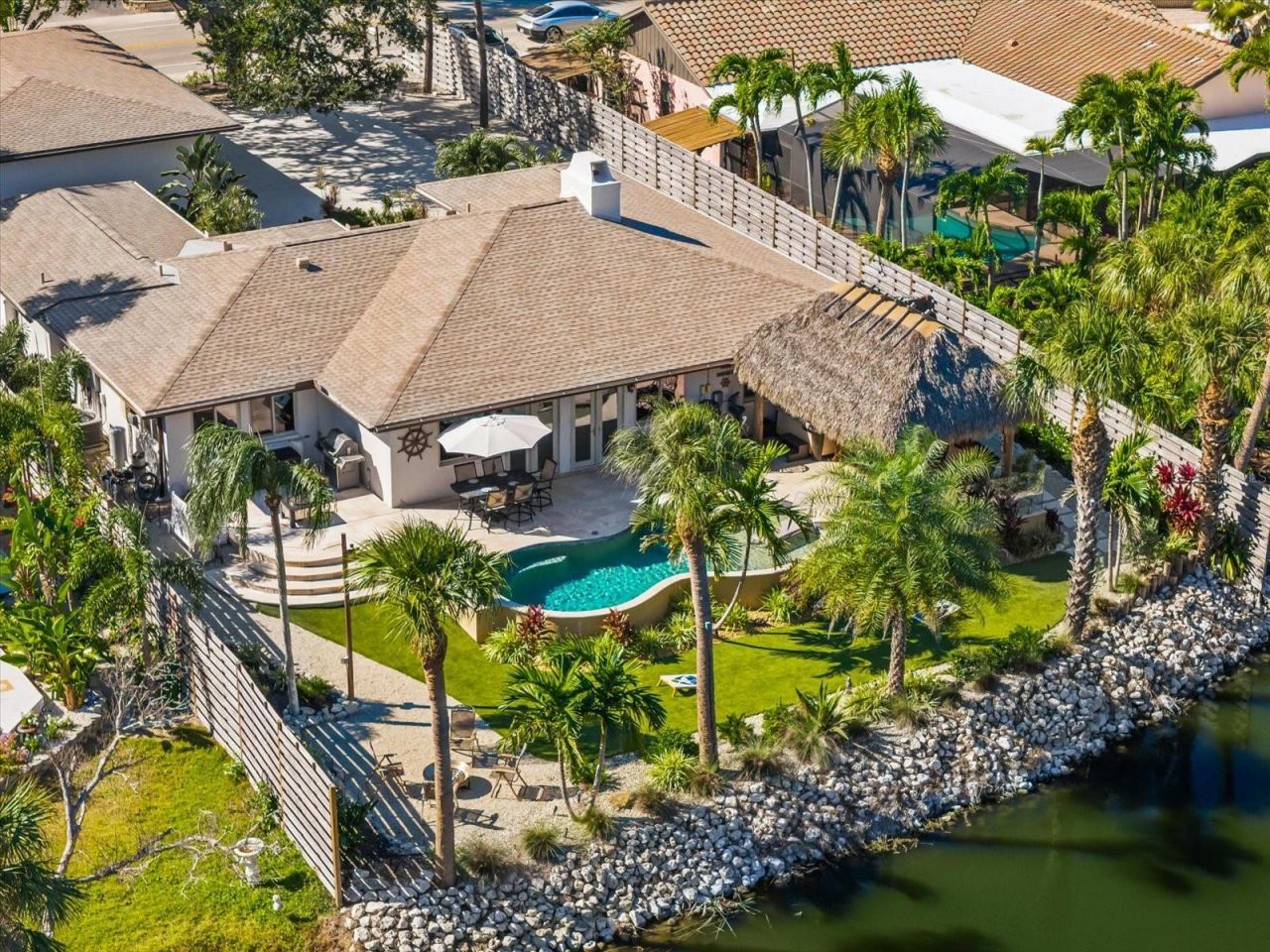 4817 Ocean Boulevard, Sarasota, FL 34242 Photo