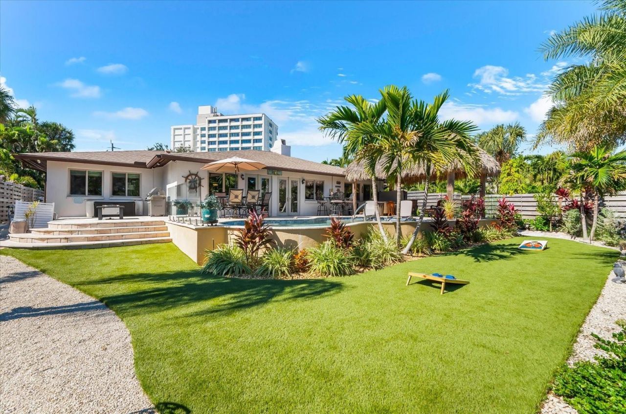 4817 Ocean Boulevard, Sarasota, FL 34242 Photo