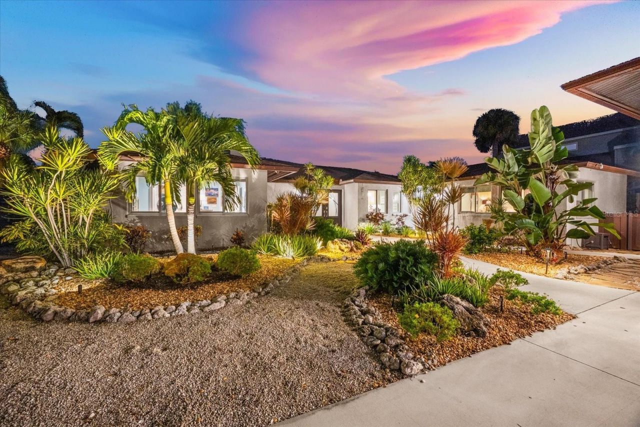 4817 Ocean Boulevard, Sarasota, FL 34242 Photo