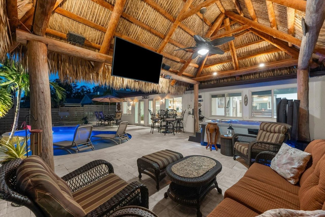 4817 Ocean Boulevard, Sarasota, FL 34242 Photo