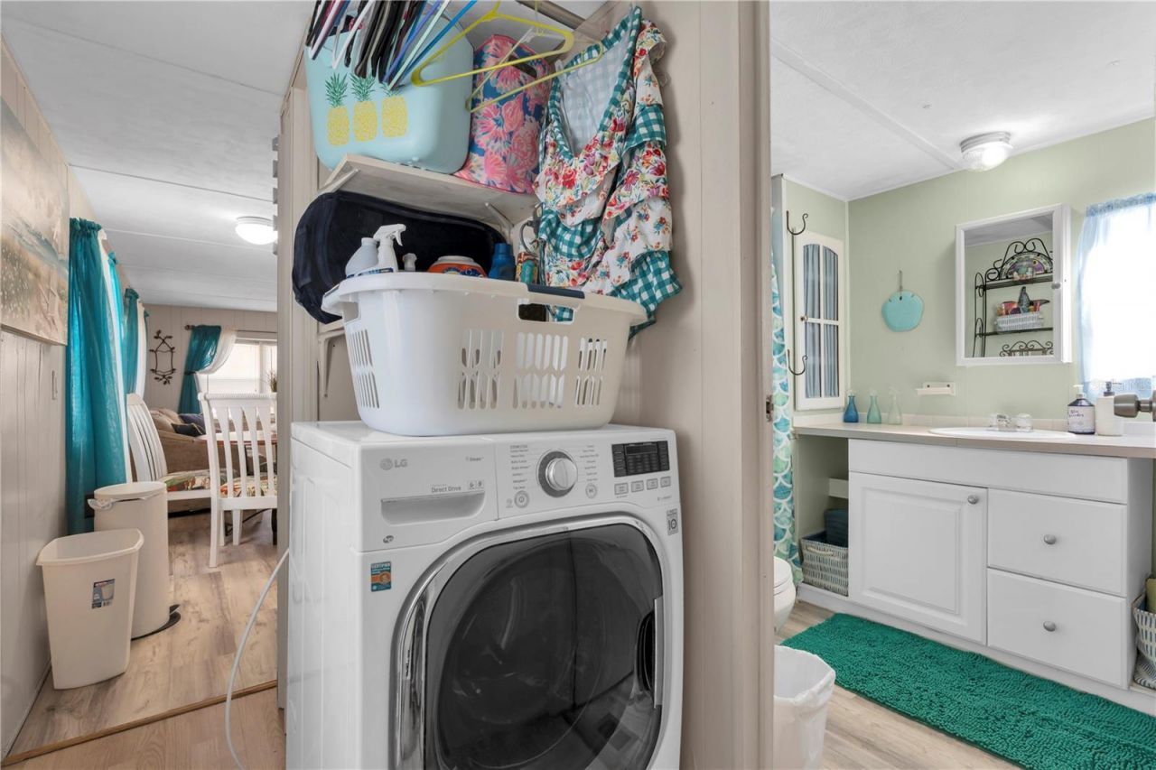 7801 34th Avenue N, Unit 27, Saint Petersburg, FL 33710 Photo