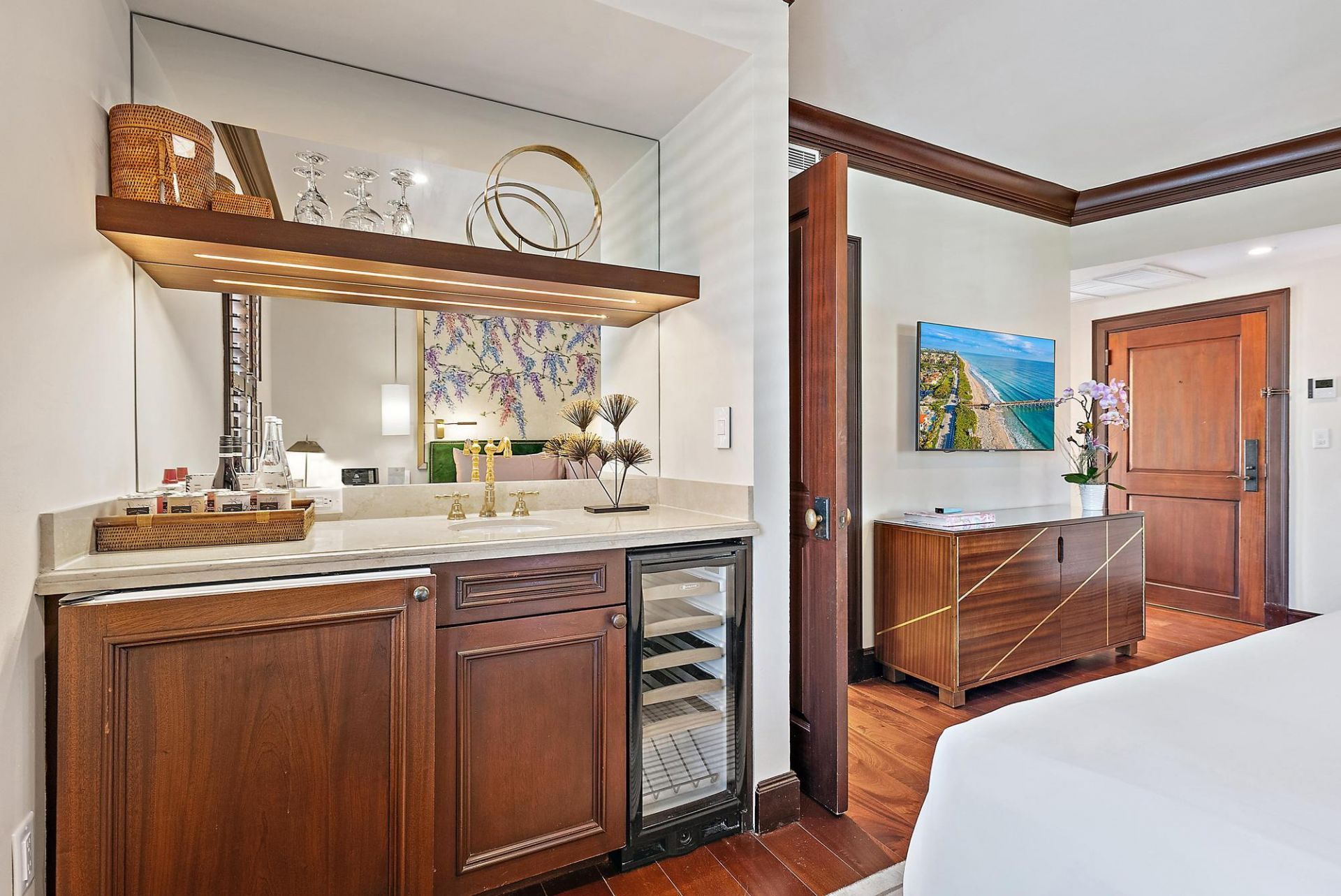 301 Australian Avenue, Unit 305, Palm Beach, FL 33480 Photo