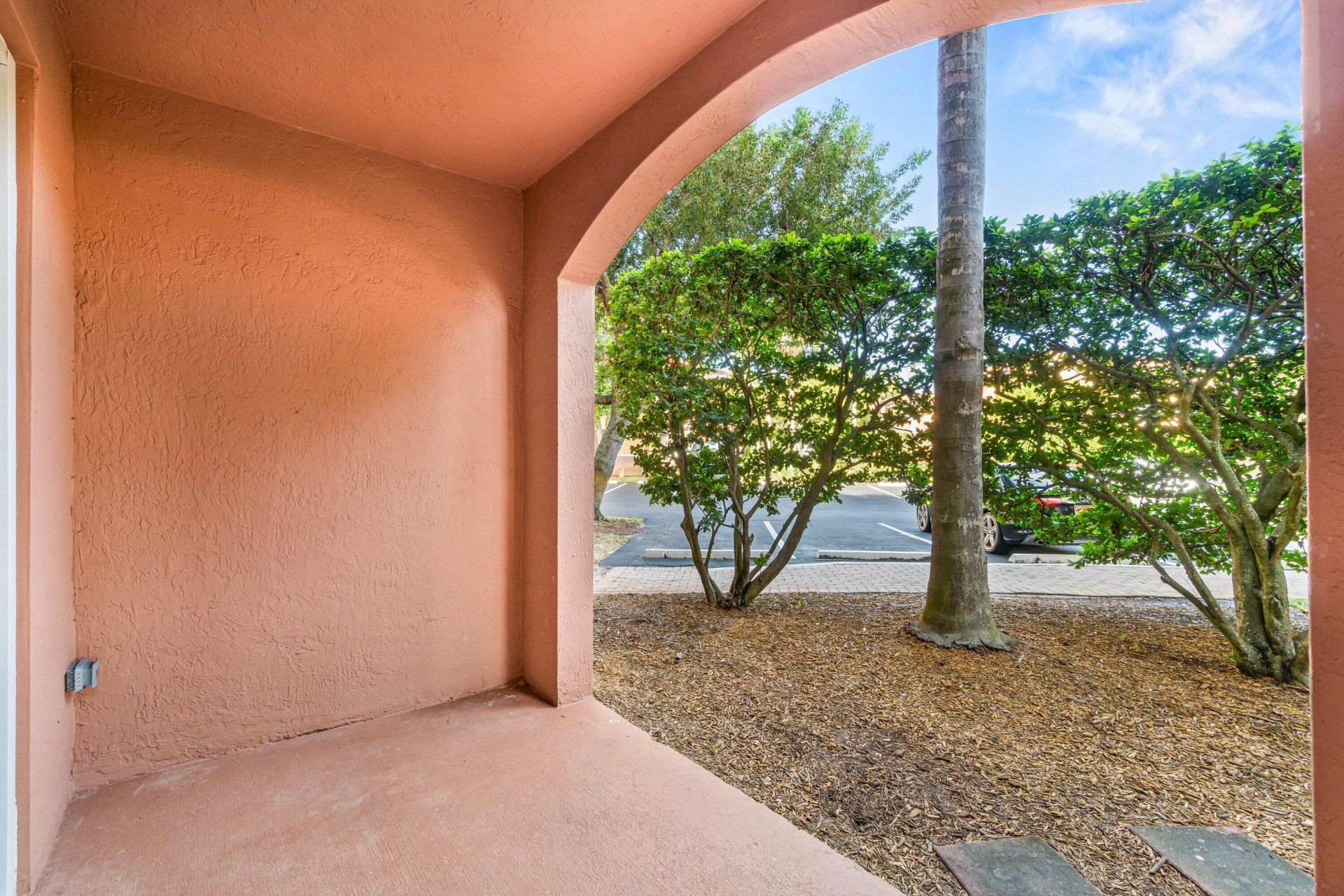 1000 Scotia Drive, Unit 105, Hypoluxo, FL 33462 Photo