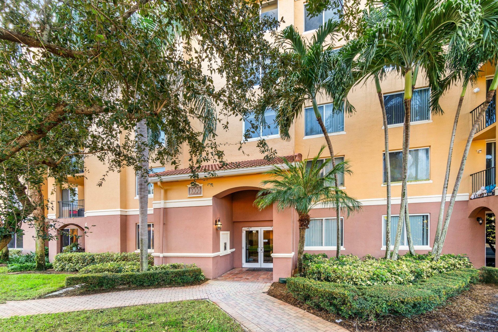 1000 Scotia Drive, Unit 105, Hypoluxo, FL 33462 Photo