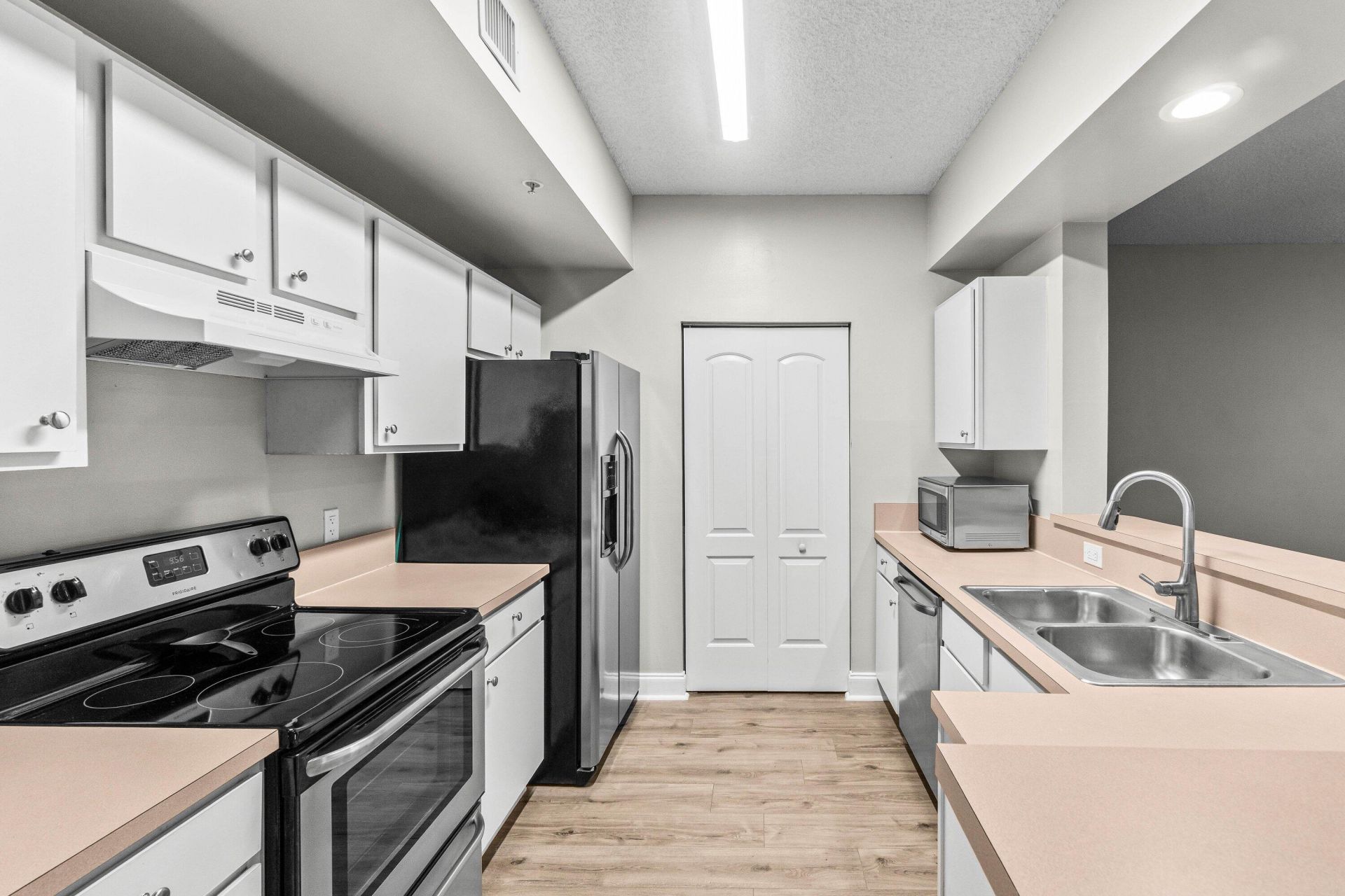 1000 Scotia Drive, Unit 105, Hypoluxo, FL 33462 Photo