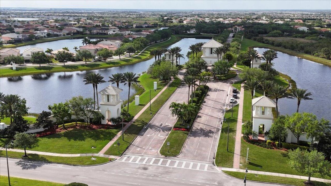 11098 SW Wyndham Way, Port Saint Lucie, FL 34987 Photo