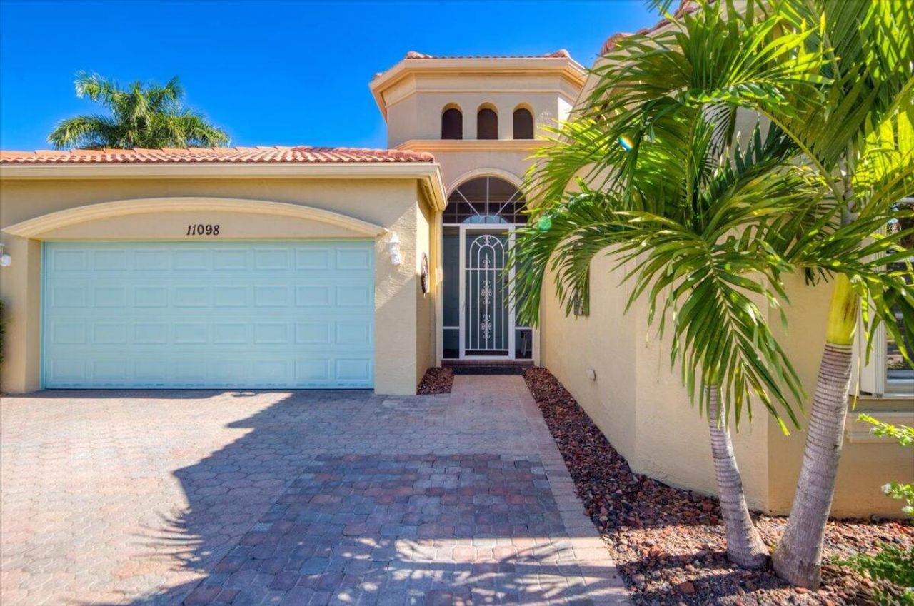 11098 SW Wyndham Way, Port Saint Lucie, FL 34987 Photo