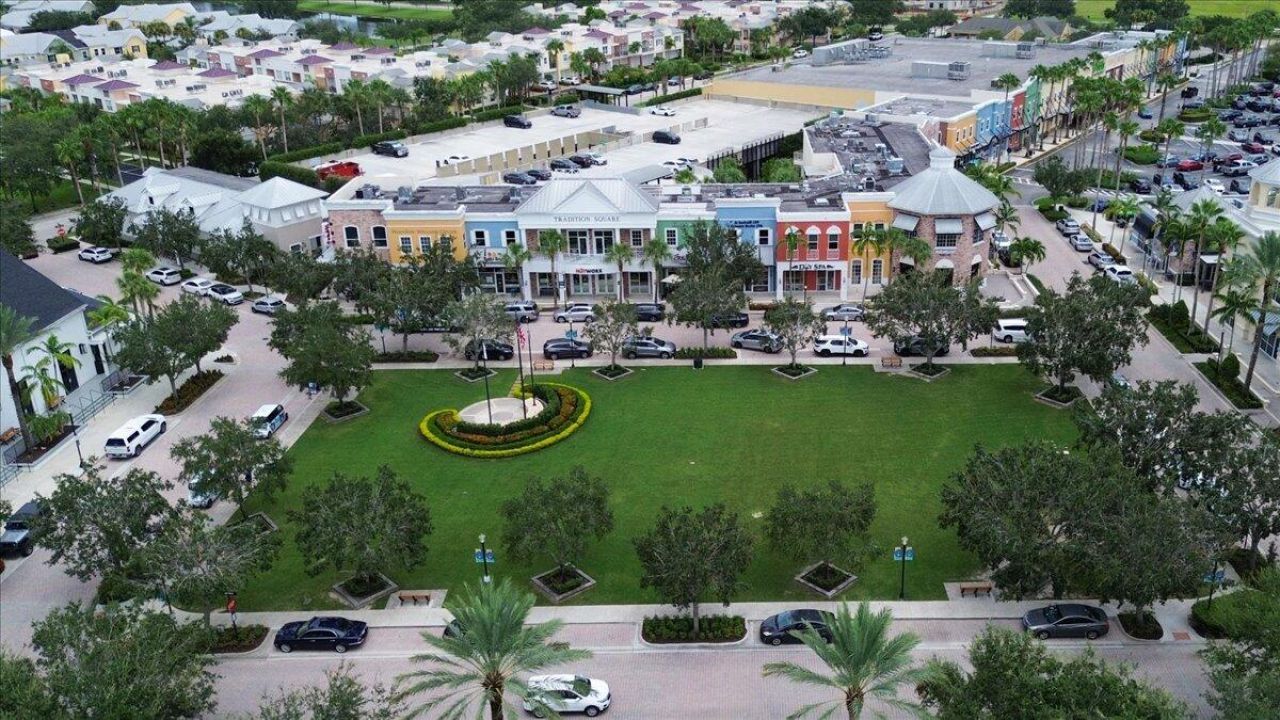 11098 SW Wyndham Way, Port Saint Lucie, FL 34987 Photo