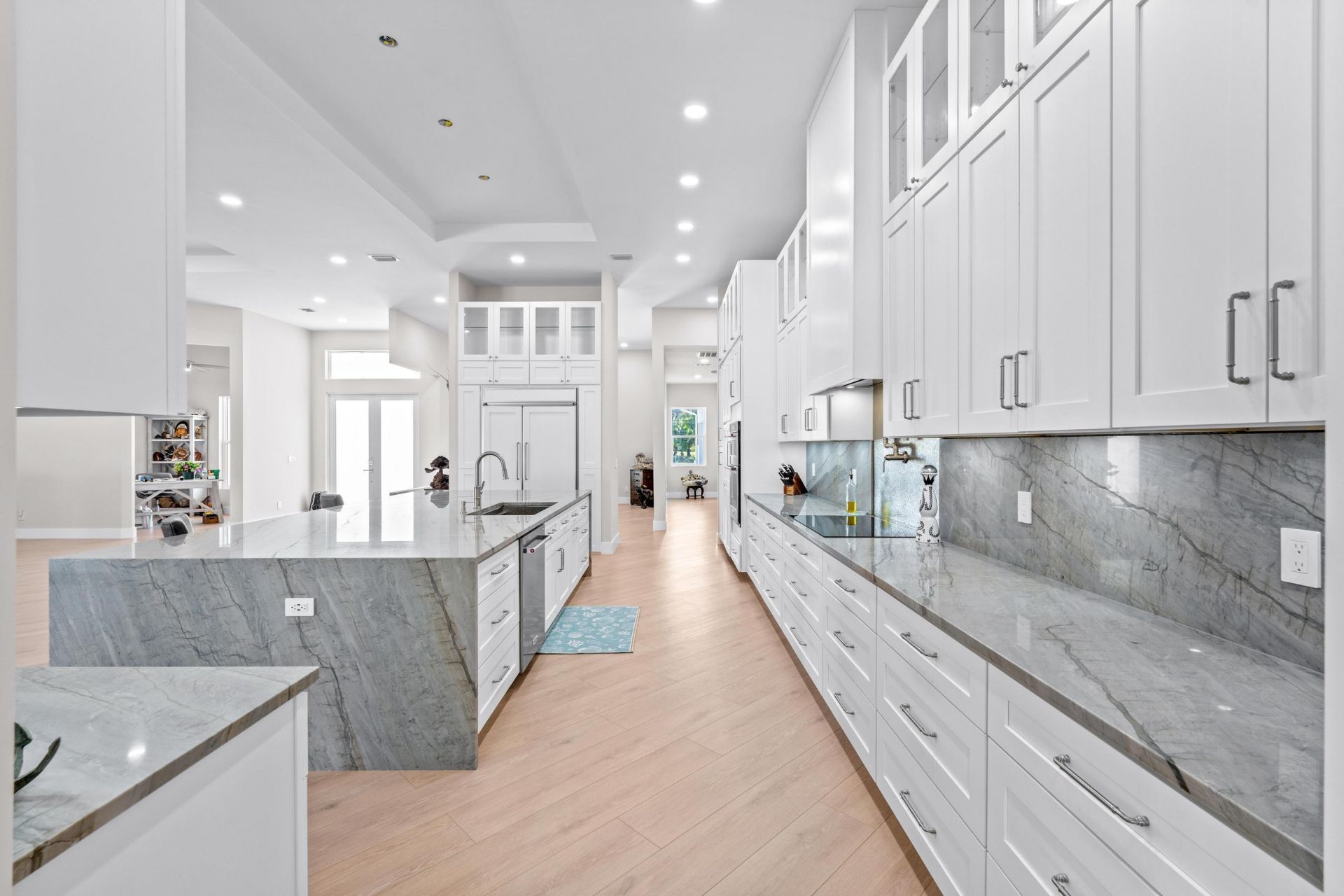 8425 Apache Boulevard, The Acreage, FL 33470 Photo
