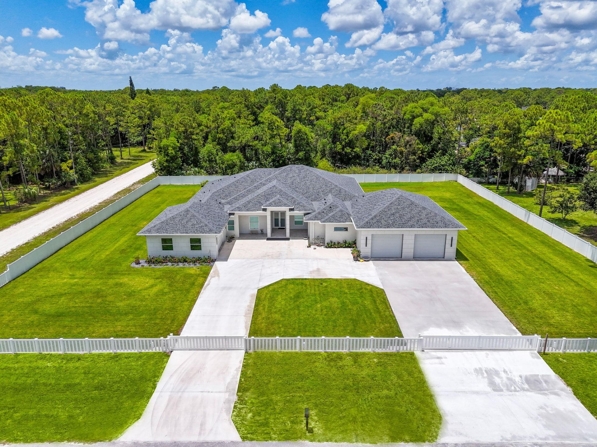 8425 Apache Boulevard, The Acreage, FL 33470 Photo