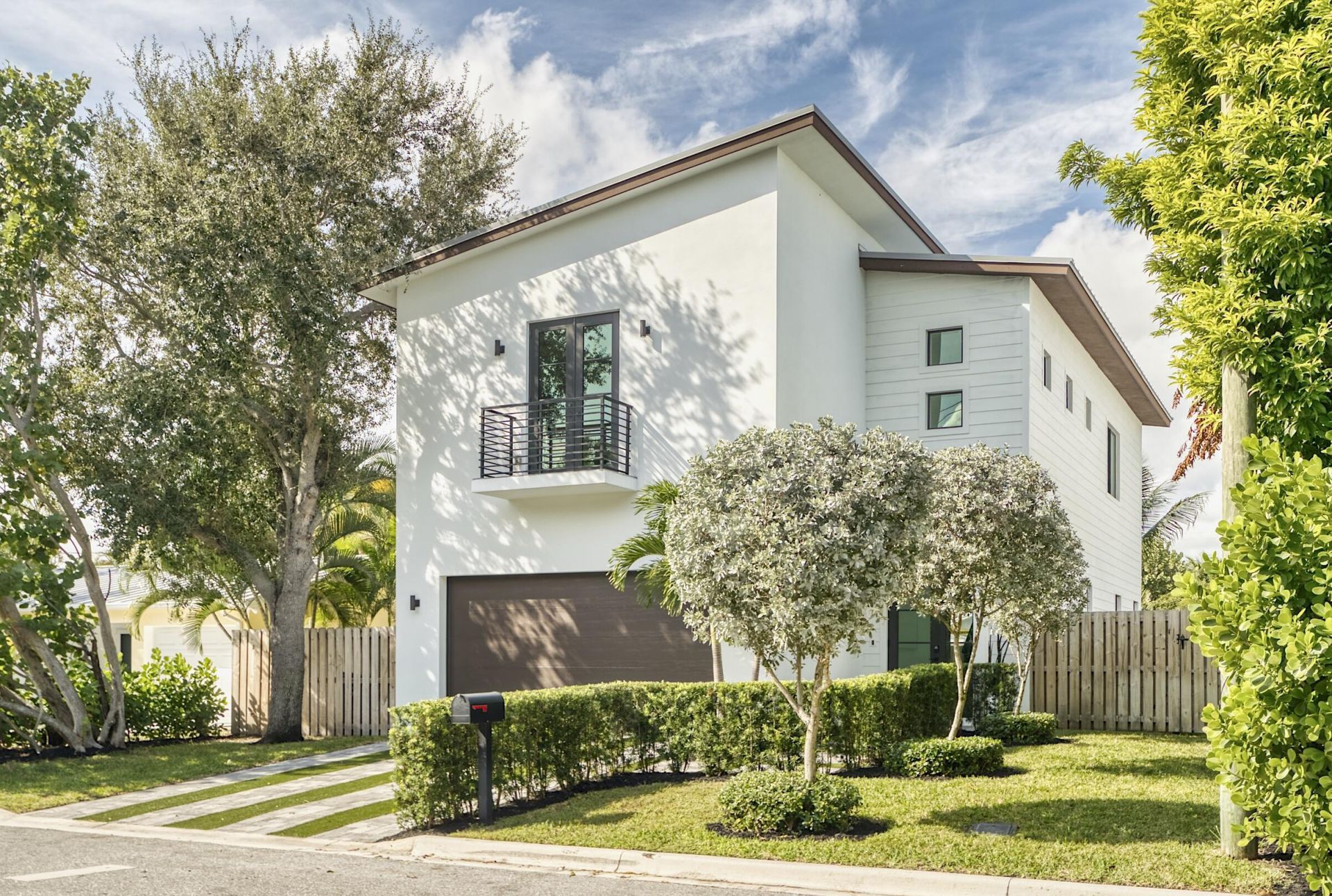 1517 N Lakeside Drive, Lake Worth Beach, FL 33460 Photo