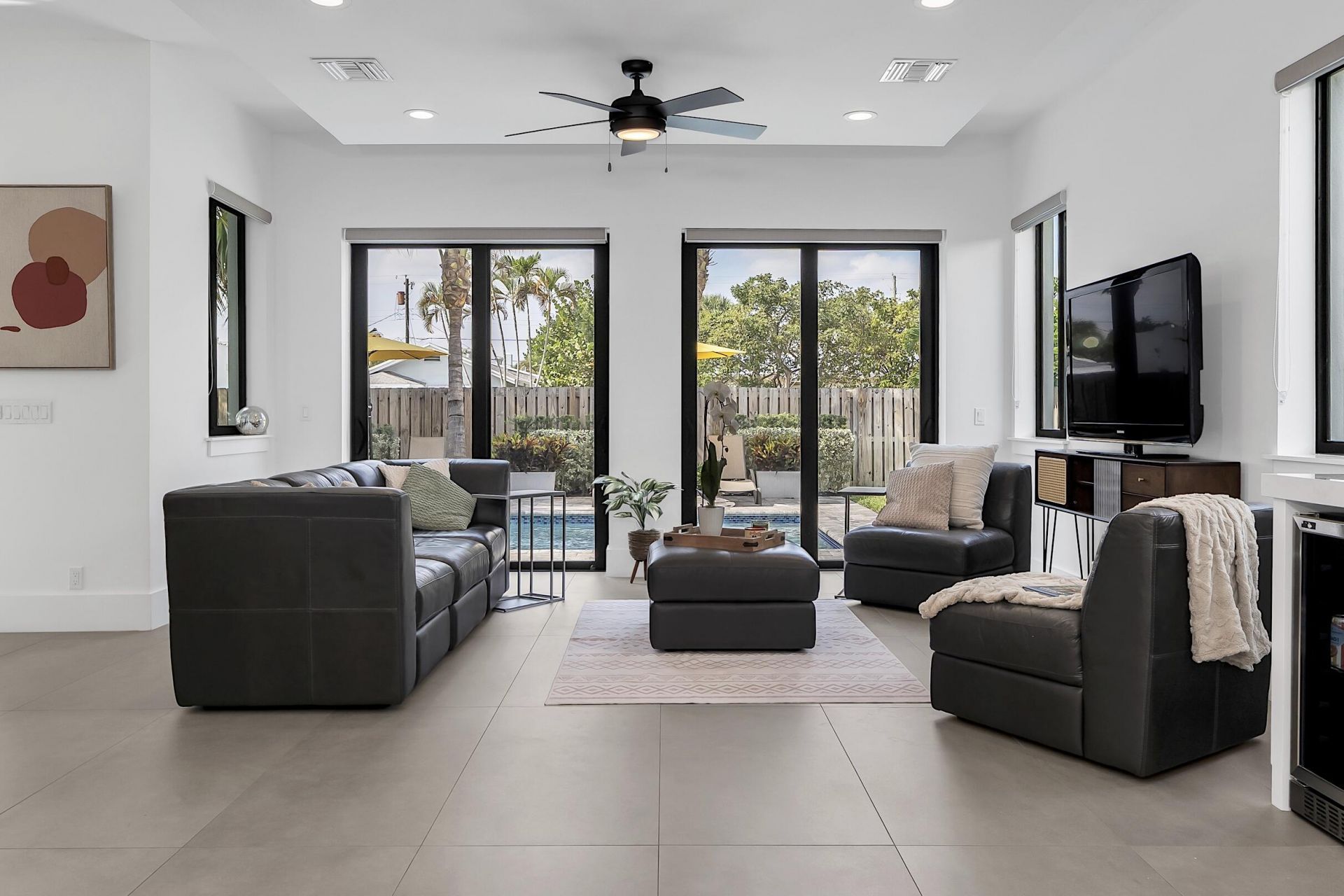 1517 N Lakeside Drive, Lake Worth Beach, FL 33460 Photo