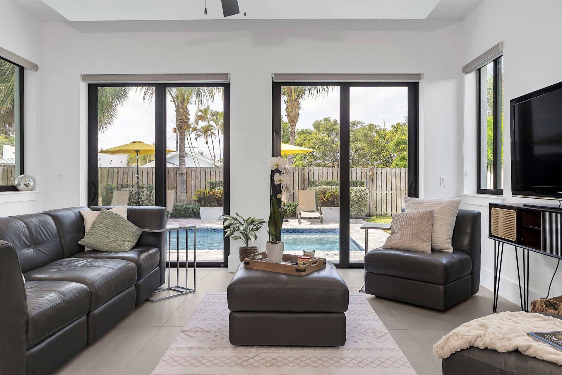 1517 N Lakeside Drive, Lake Worth Beach, FL 33460 Photo