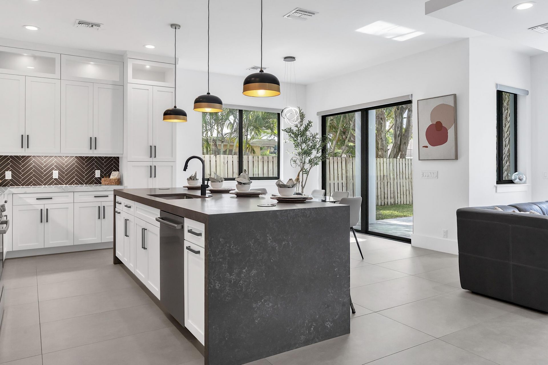 1517 N Lakeside Drive, Lake Worth Beach, FL 33460 Photo