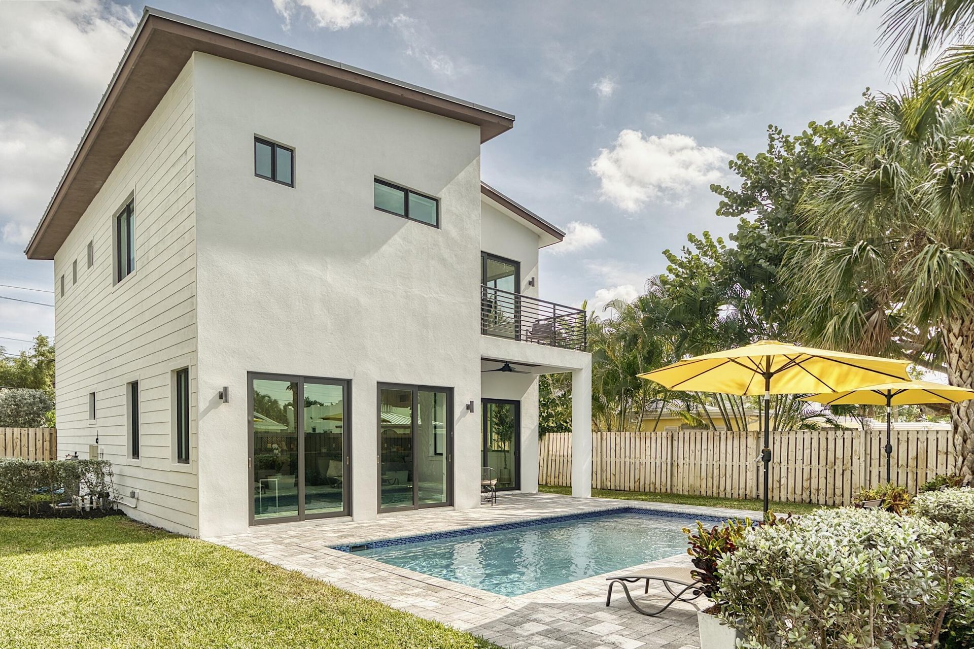 1517 N Lakeside Drive, Lake Worth Beach, FL 33460 Photo