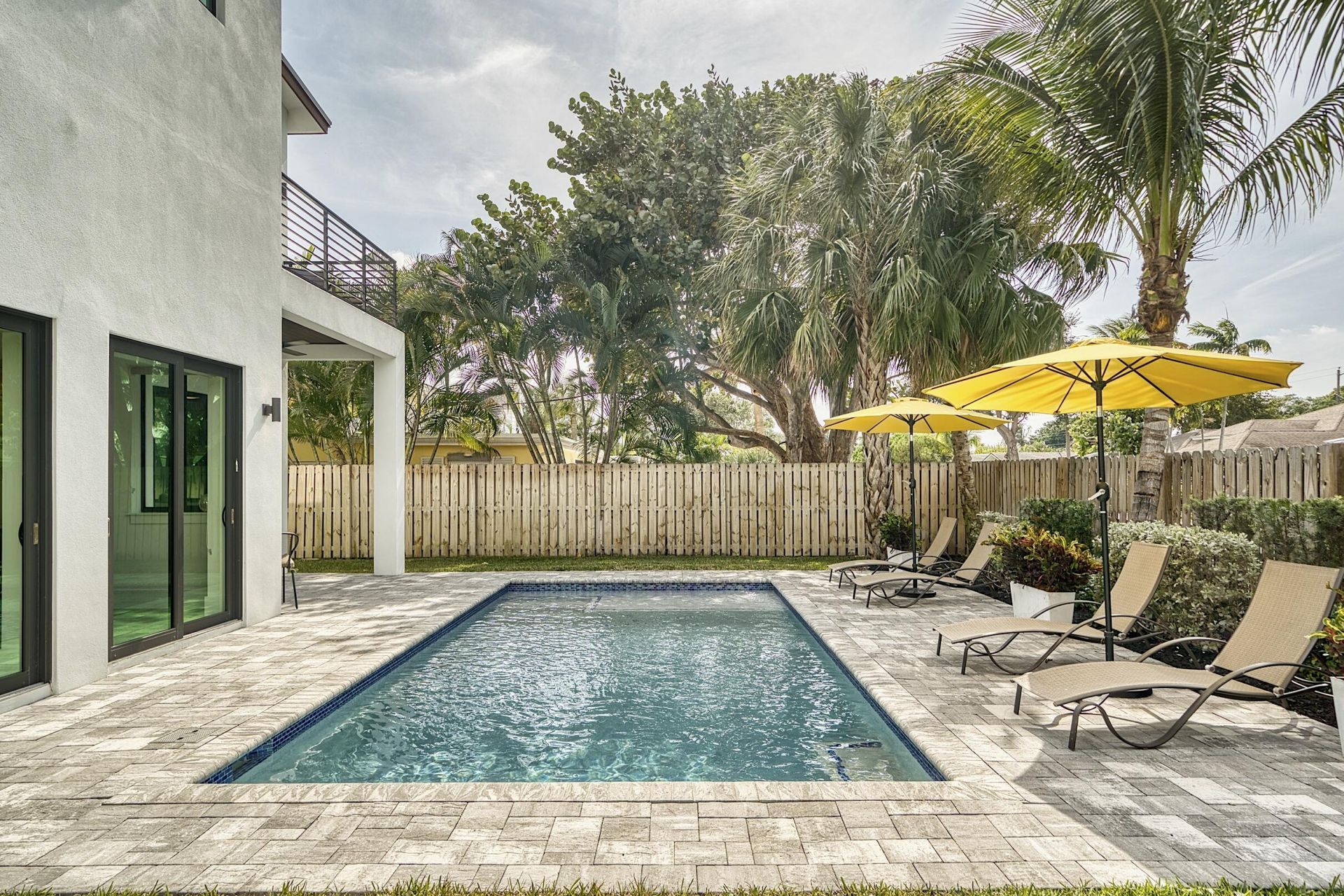 1517 N Lakeside Drive, Lake Worth Beach, FL 33460 Photo