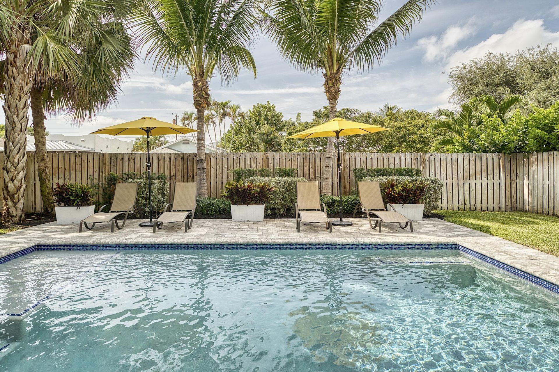 1517 N Lakeside Drive, Lake Worth Beach, FL 33460 Photo