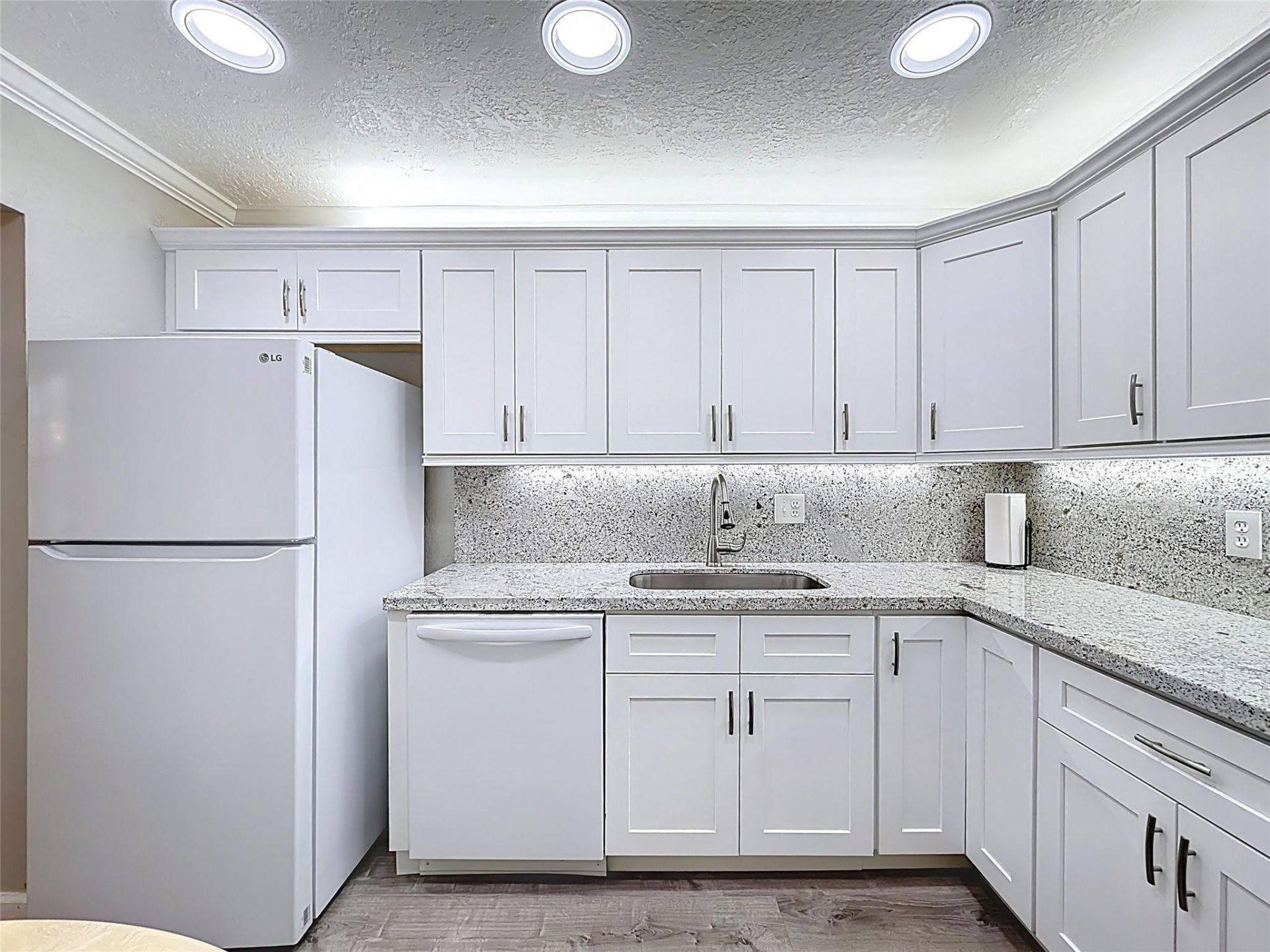 4211 NW 41st Street, Unit 205, Lauderdale Lakes, FL 33319 Photo