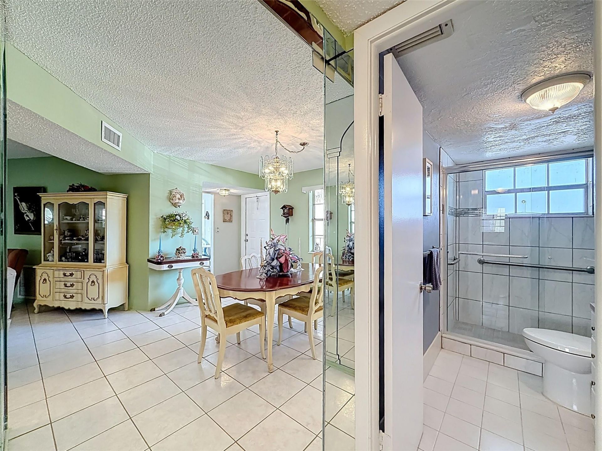 4211 NW 41st Street, Unit 205, Lauderdale Lakes, FL 33319 Photo