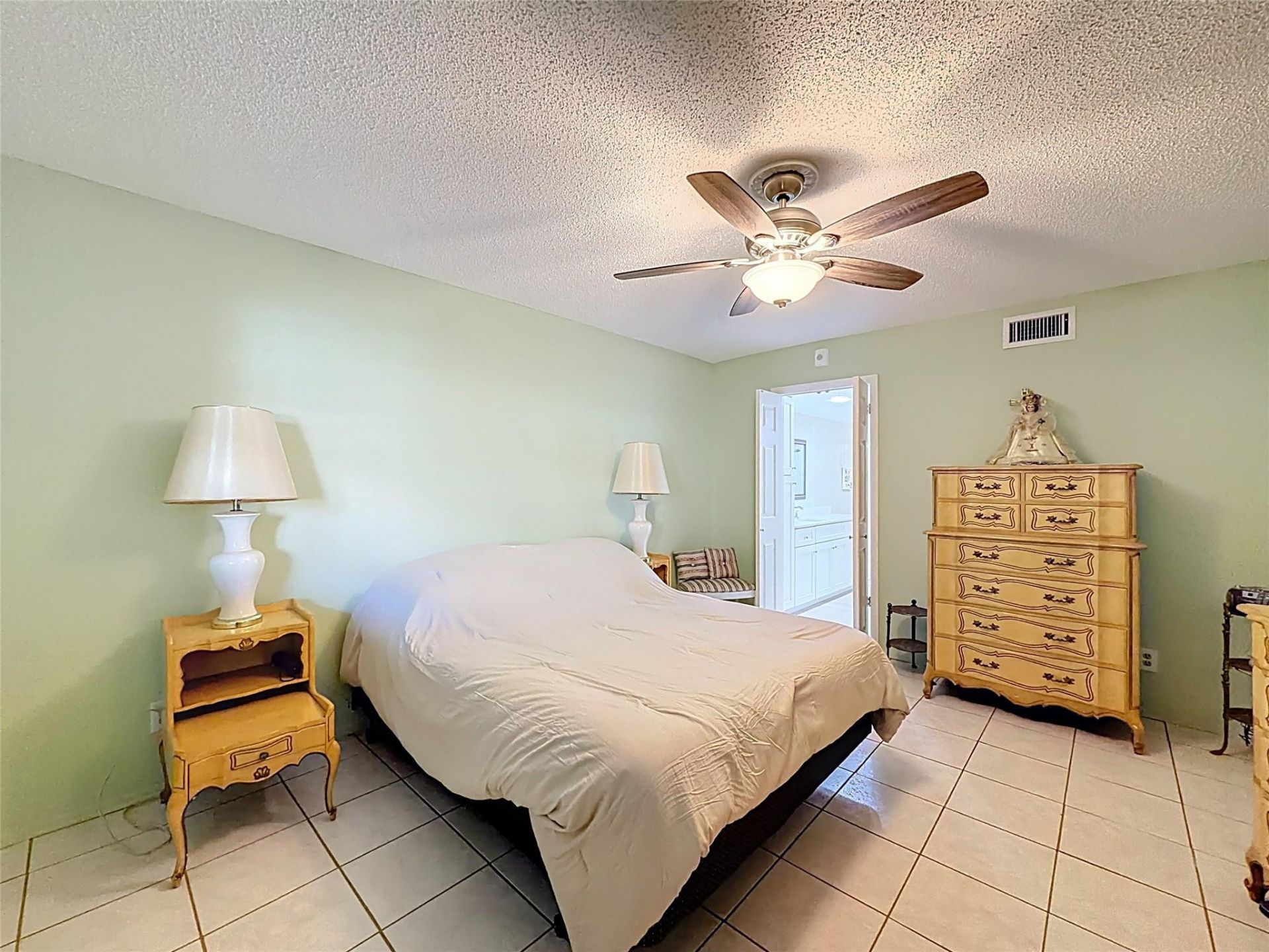 4211 NW 41st Street, Unit 205, Lauderdale Lakes, FL 33319 Photo