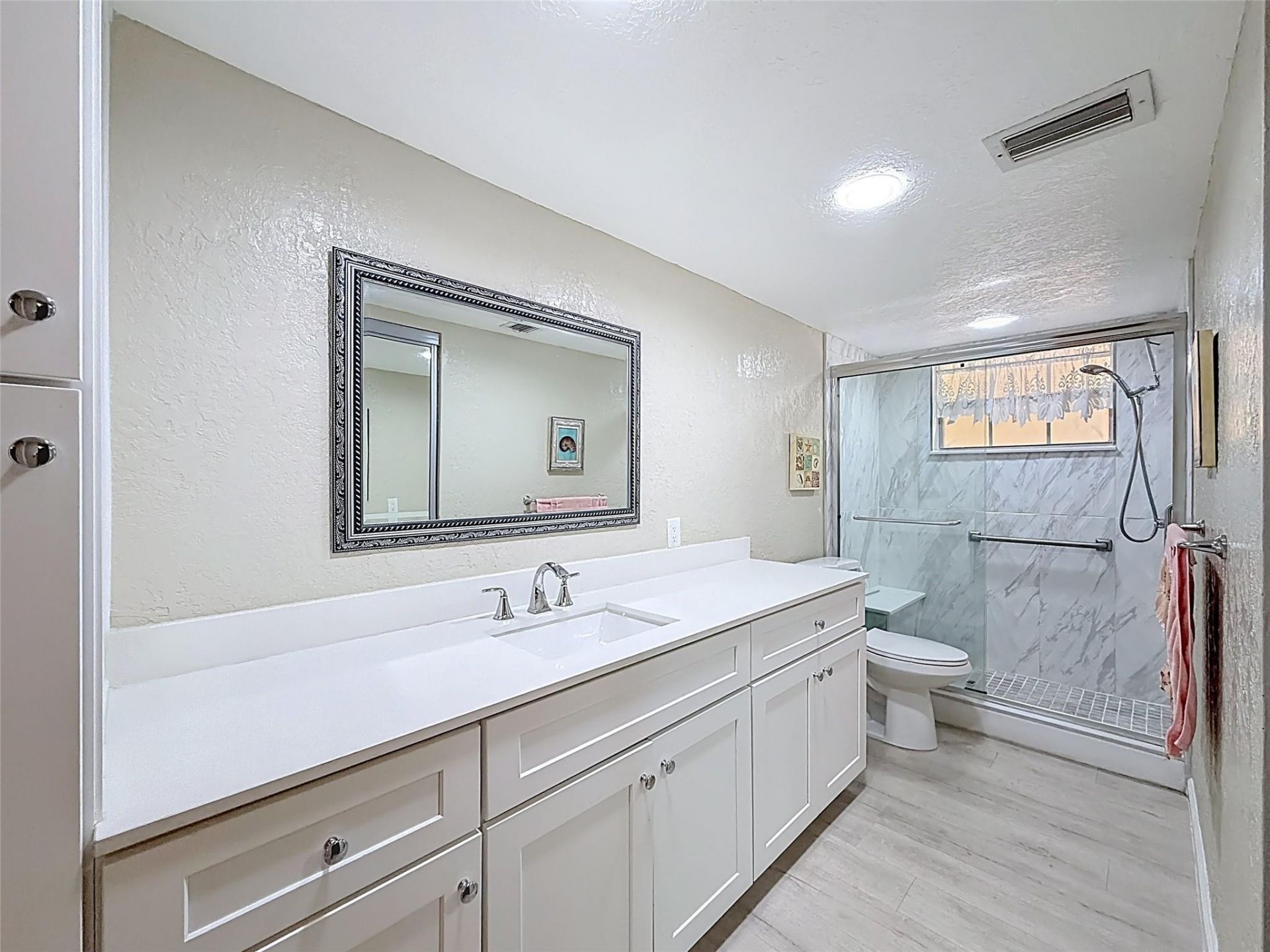 4211 NW 41st Street, Unit 205, Lauderdale Lakes, FL 33319 Photo