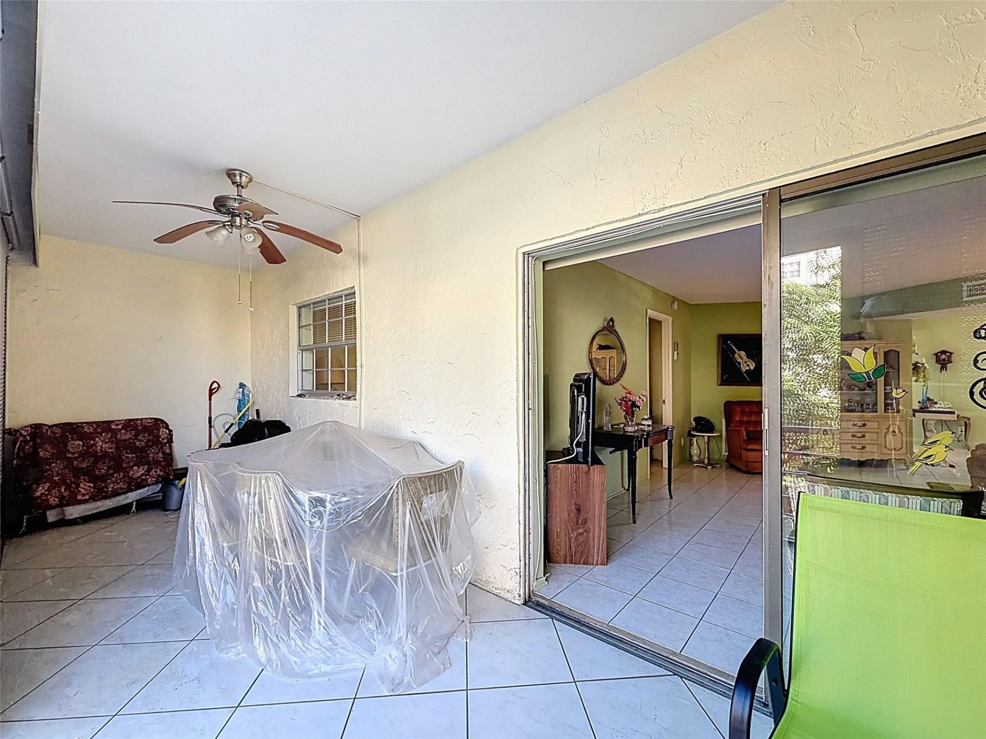 4211 NW 41st Street, Unit 205, Lauderdale Lakes, FL 33319 Photo