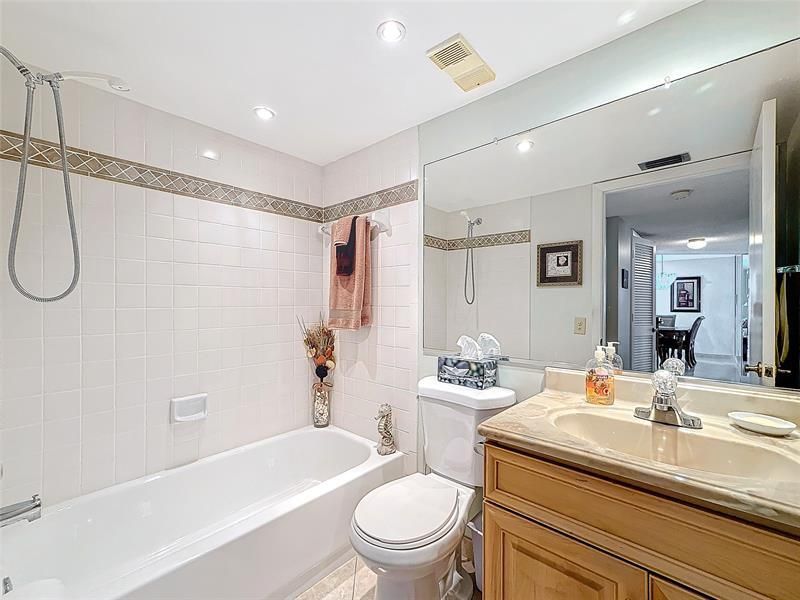 4930 E Sabal Palm Boulevard, Unit 301, Tamarac, FL 33319 Photo